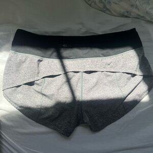 Cute lululemon low rise shorts